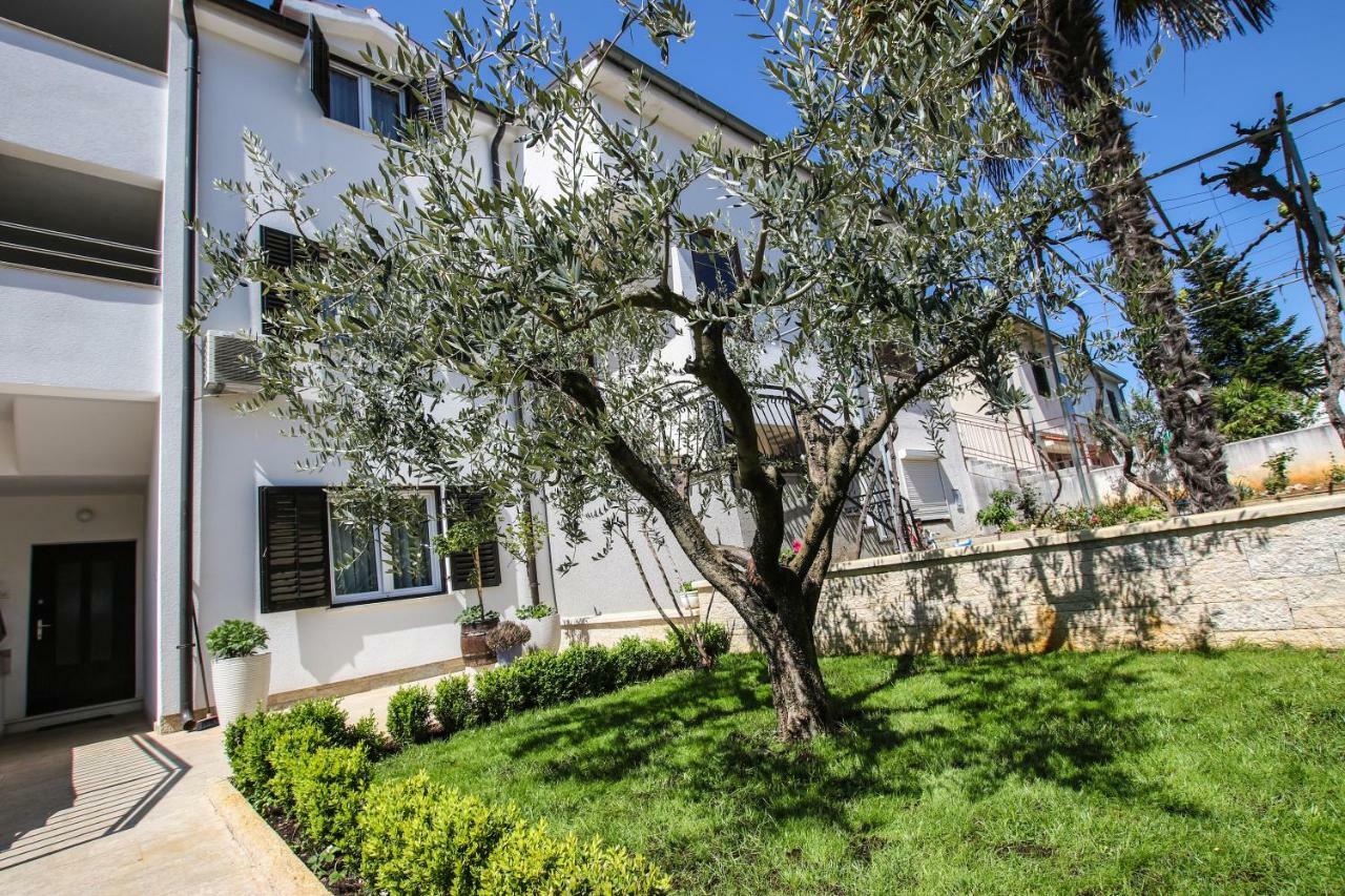 Apartman Mila Διαμέρισμα Πόρετς Εξωτερικό φωτογραφία