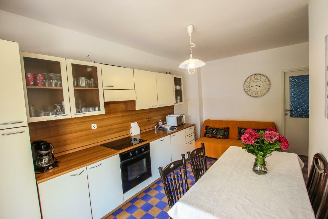 Apartman Mila Διαμέρισμα Πόρετς Εξωτερικό φωτογραφία